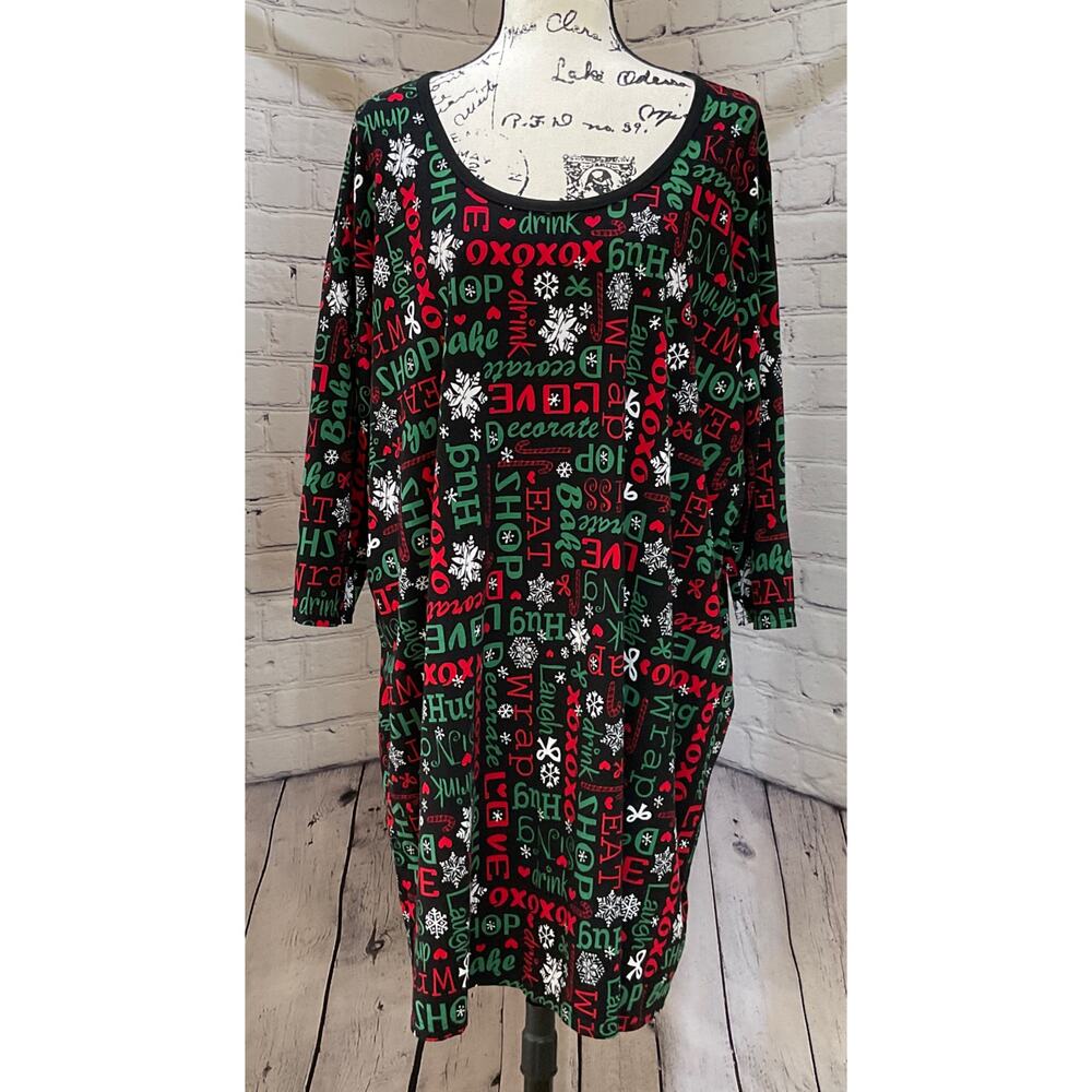 Avenue Body Women’s Christmas Snow Sleep Shirt (Size 26/28)